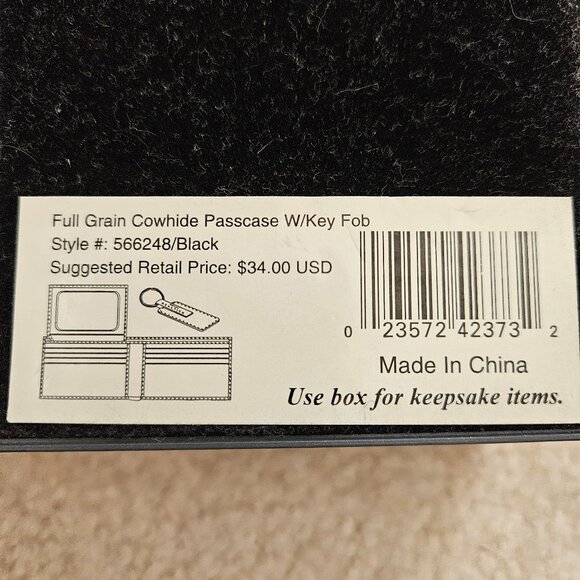 NIB! Kenneth Cole Black Leather Wallet & Key Fob/Chain - Picture 3 of 3